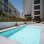 Aparthotel Puerto Azul