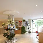 Aparthotel Puerto Azul